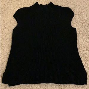 White House Black Market Sweater size medium NWOT